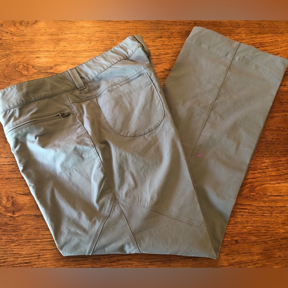 Columbia Women’s Low Rise Olive Greenish/Khaki  Performance Pants